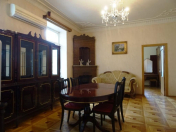 Satılır 4 otaqlı 100 m2 köhnə tikili İçəri Şəhər m.