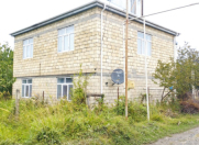 Satılır 4 otaqlı 110 m2 bağ evi Quba