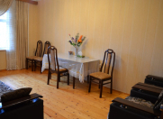 İcarəyə verilir 3 otaqlı 64 m2 köhnə tikili Y.Günəşli