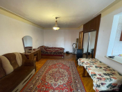 Satılır 1 otaqlı 30 m2 köhnə tikili Gənclik m.