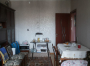 Satılır 4 otaqlı 100 m2 köhnə tikili Gənclik m.