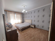 Satılır 3 otaqlı 80 m2 köhnə tikili 9 mkr