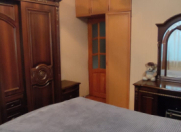 Satılır 2 otaqlı 95 m2 köhnə tikili 8 km