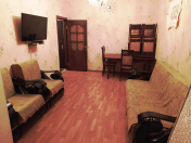 İcarəyə verilir 2 otaqlı 45 m2 köhnə tikili Atatürk parkı