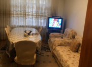 Satılır 3 otaqlı 70 m2 köhnə tikili Gənclik m.