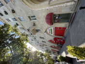 Satılır 2 otaqlı 60 m2 köhnə tikili Fəvvarələr meydanı