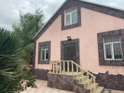 Satılır 4 otaqlı 145 m2 həyət evi Bakıxanov