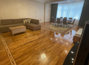 İcarəyə verilir 3 otaqlı 145 m2 yeni tikili 28 May m.