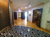 İcarəyə verilir 3 otaqlı 150 m2 yeni tikili 28 May m.