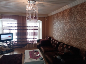 Satılır 2 otaqlı 49 m2 köhnə tikili 28 May m.