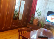 Satılır 1 otaqlı 30 m2 köhnə tikili İnşaatçılar m.