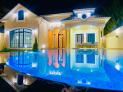 Satılır 4 otaqlı 180 m2 bağ evi Mərdəkan