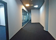 İcarəyə verilir 3 otaqlı 113 m2 ofis 28 May m.