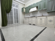 Satılır 3 otaqlı 100 m2 yeni tikili Nəriman Nərimanov m.