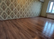 Satılır 3 otaqlı 70 m2 köhnə tikili Bakıxanov