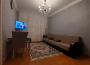 Satılır 5 otaqlı 120 m2 köhnə tikili Əhmədli m.