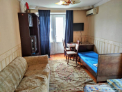 İcarəyə verilir 1 otaqlı 40 m2 köhnə tikili Elmlər Akademiyası m.