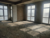Satılır 3 otaqlı 130 m2 yeni tikili Badamdar