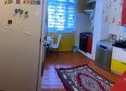 Satılır 3 otaqlı 90 m2 köhnə tikili Y.Günəşli