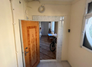 Satılır 2 otaqlı 56 m2 köhnə tikili 9 mkr