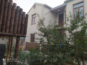 Satılır 5 otaqlı 200 m2 həyət evi Bülbülə