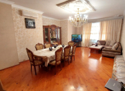 Satılır 4 otaqlı 170 m2 yeni tikili 6 mkr