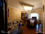 Satılır 4 otaqlı 90 m2 köhnə tikili 8 km