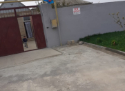 Satılır 4 otaqlı 2.8 m2 həyət evi Müşfiqabad
