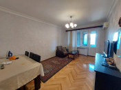 Satılır 3 otaqlı 85 m2 köhnə tikili Gənclik m.