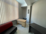 İcarəyə verilir 1 otaqlı 25 m2 obyekt 8 mkr