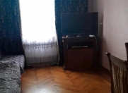 Satılır 2 otaqlı 64 m2 köhnə tikili 8 km