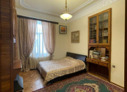 İcarəyə verilir 3 otaqlı 120 m2 köhnə tikili Bayıl