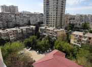 Satılır 1 otaqlı 50 m2 yeni tikili İnşaatçılar m.