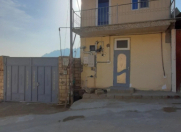 Satılır 2 otaqlı 65 m2 həyət evi Bayıl parkı