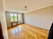 İcarəyə verilir 3 otaqlı 90 m2 köhnə tikili Rusiya səfirliyi