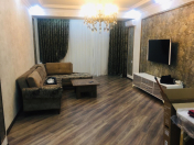 İcarəyə verilir 3 otaqlı 122 m2 yeni tikili Şah İsmayıl Xətai m.