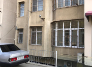 Satılır 4 otaqlı 140 m2 yeni tikili 4 mkr