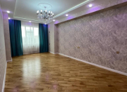 Satılır 3 otaqlı 120 m2 yeni tikili Şah İsmayıl Xətai m.