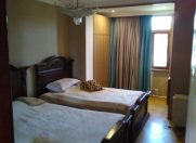 Satılır 5 otaqlı 106 m2 köhnə tikili Həzi Aslanov