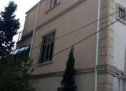 Satılır 5 otaqlı 420 m2 villa Ayna Sultanova heykəli