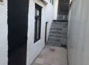 Satılır 3 otaqlı 1 m2 həyət evi Həzi Aslanov