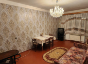 İcarəyə verilir 2 otaqlı 54 m2 köhnə tikili Xalqlar Dostluğu m.