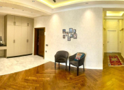 Satılır 3 otaqlı 170 m2 yeni tikili Nizami m.
