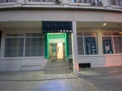 Satılır 6 otaqlı 180 m2 obyekt İnşaatçılar m.