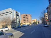 Satılır 6 sot torpaq Gənclik m.