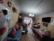 Satılır 2 otaqlı 46 m2 köhnə tikili 8 km