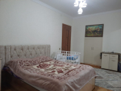 Satılır 3 otaqlı 74 m2 köhnə tikili 8 km