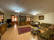 Satılır 4 otaqlı 110 m2 köhnə tikili 8 mkr