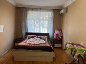 Satılır 4 otaqlı 101 m2 köhnə tikili Əhmədli m.