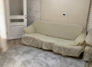 İcarəyə verilir 2 otaqlı 60 m2 köhnə tikili Elmlər Akademiyası m.